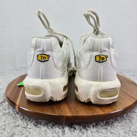 Nike Air Max Plus Triple White Leather Athletic Sneakers Mens